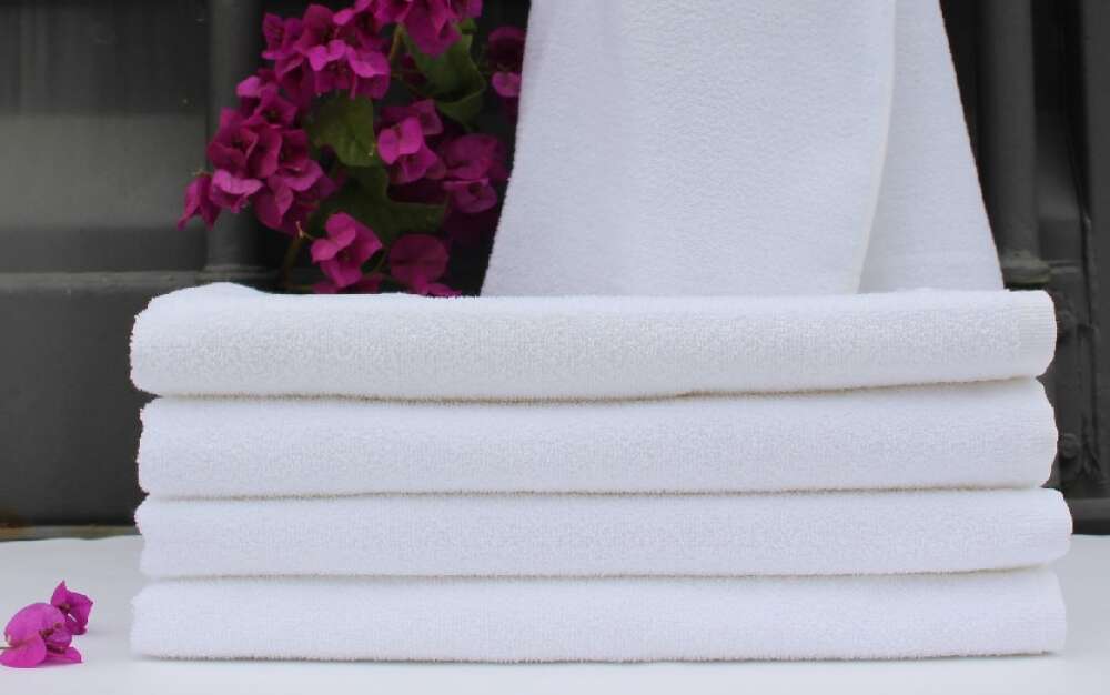 Toalha de Banho Linha Profissional Teka Lisa Branco